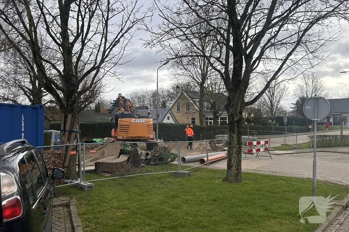Woningen zonder water door gesprongen leiding tijden werkzaamheden