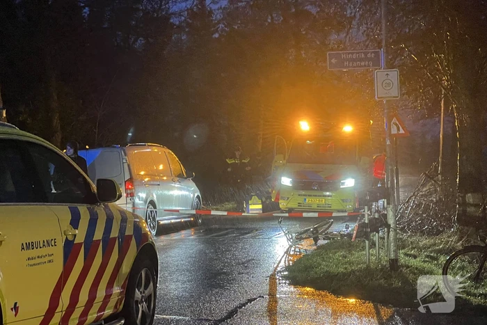 Fietser ernstig gewond bij ongeval met bestelbus