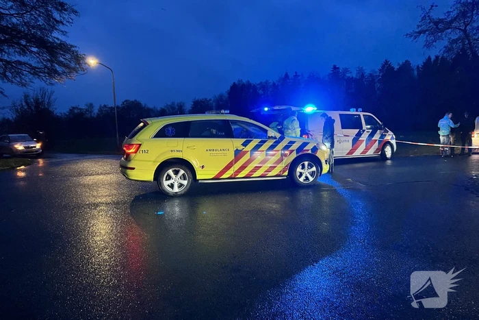 Fietser ernstig gewond bij ongeval met bestelbus
