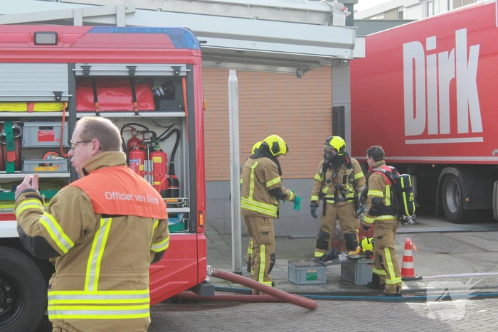 Supermarkt ontruimd vanwege gebarsten accu's