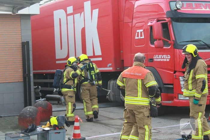 Supermarkt ontruimd vanwege gebarsten accu's