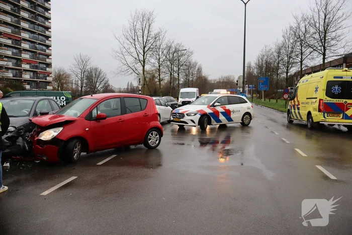 Schade na aanrijding op kruising