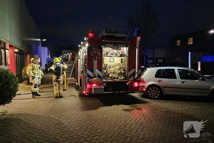 Veel rook bij brand in bedrijfspand