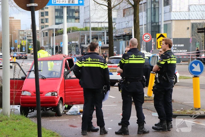 Brommobielen botsen op elkaar