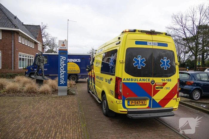 Geldloper vast in deur