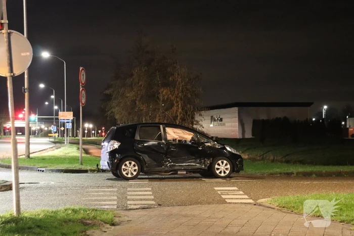 Flinke schade na botsing op kruising