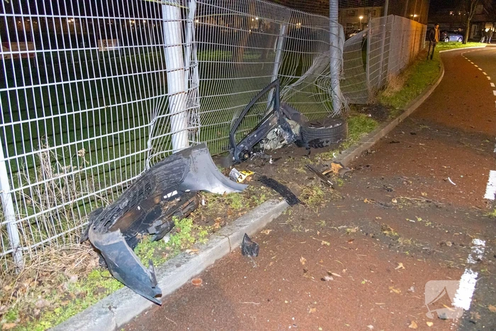 Automobilist richt ravage aan