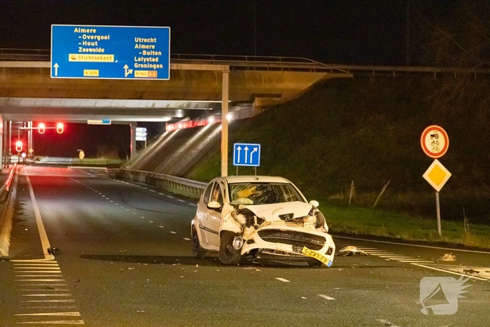 Veel schade bij botsing op kruising