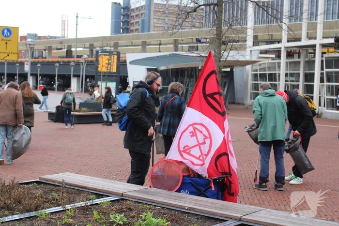 Schoonmaakactie door extinction rebellion