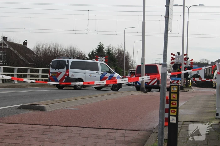 Treinverkeer gestremd en overgang gesloten na ongeval