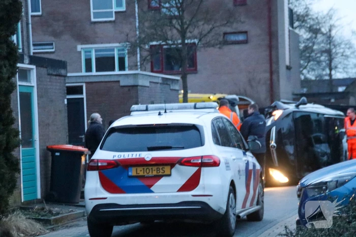 Beschonken bestuurder slaat op de vlucht na crash in wijk