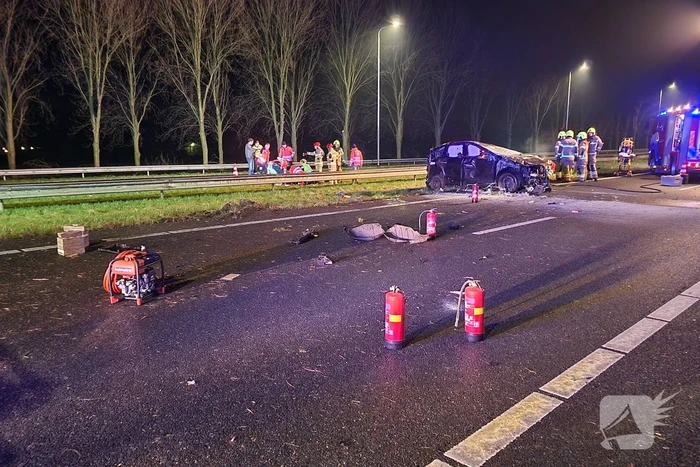 Twee doden bij ernstig ongeval op snelweg