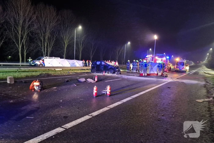 Twee doden bij ernstig ongeval op snelweg
