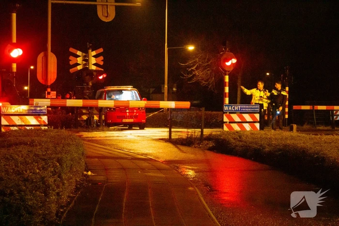 Treinverkeer gestremd en spoorovergangen dicht door aanrijding