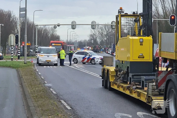 Lijnbus vliegt in brand tijdens rijden