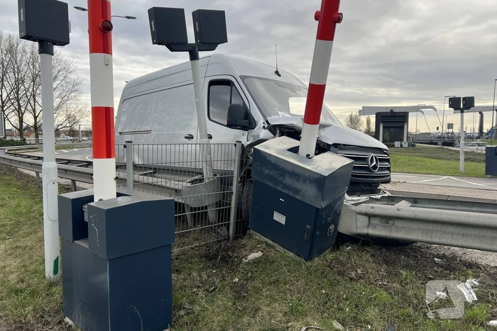 ongeval kanaaldijk - n207 r 17,2 gouda