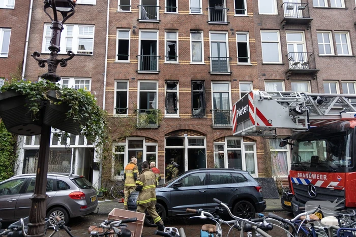 Enorme schade bij brand in woning