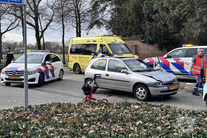 Kop-staartbotsing tussen twee voertuigen