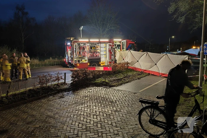 Drie doden bij frontale aanrijding tussen auto's
