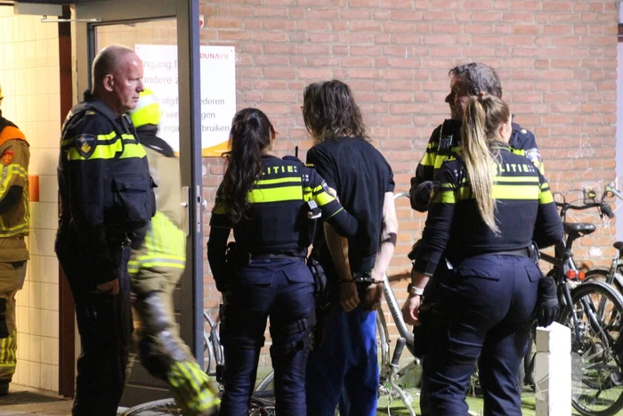 Brand op achtste verdieping van flat