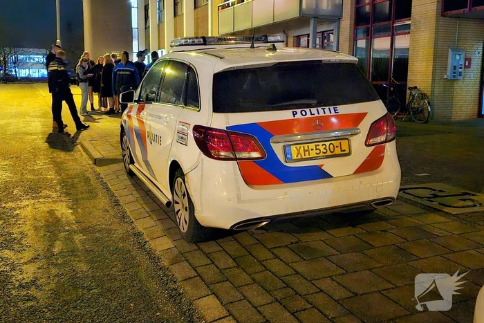 Bewoner besmeurt studentenauto met kibbeling