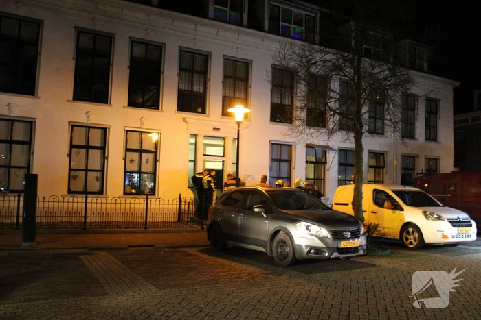 Brandweer ventileren woning na vergeten pan