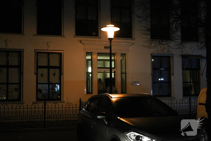 Brandweer ventileren woning na vergeten pan
