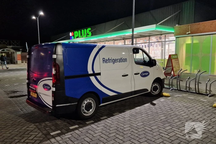 Hulpdiensten ingezet voor damp in supermarkt na springen van leiding