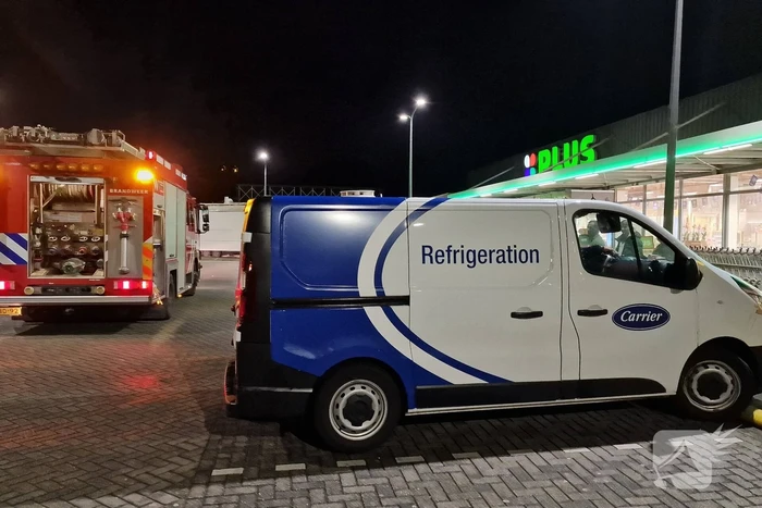 Hulpdiensten ingezet voor damp in supermarkt na springen van leiding