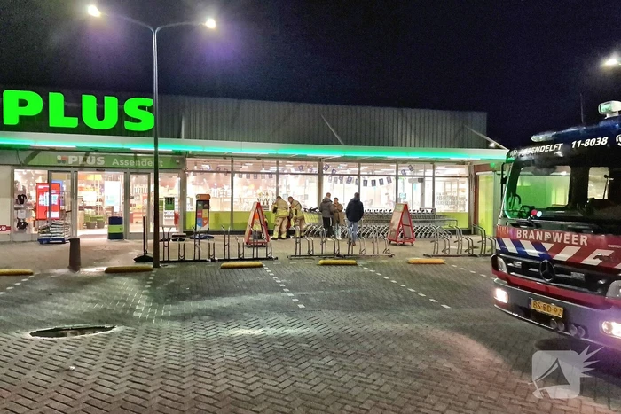 Hulpdiensten ingezet voor damp in supermarkt na springen van leiding