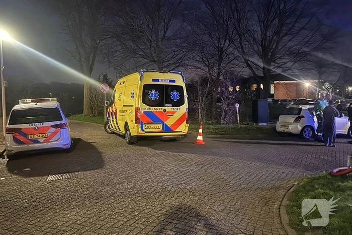 Rookontwikkeling bij brand op eerste verdieping van woning
