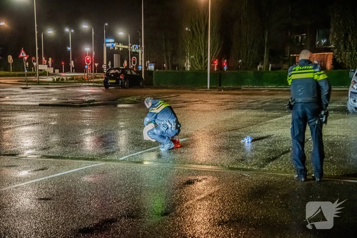 Jongen meldt zich met steekwond bij ouders