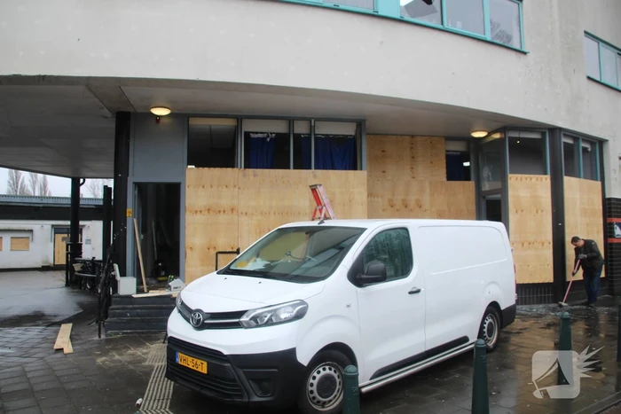 Schade goed te zien na hevige rellen