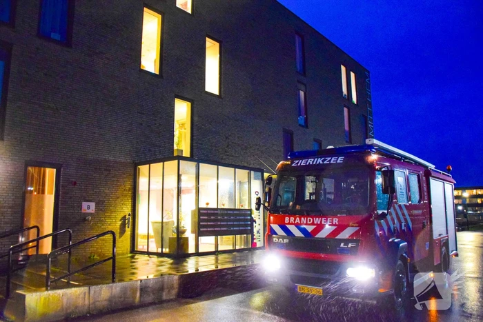 Brandweer ventileert appartement na aanbranden van eten