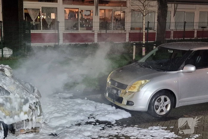 Buitenlandse Audi door brand verwoest