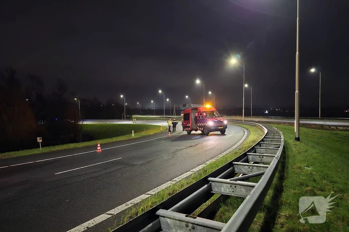 Motorrijder zwaargewond na val op snelweg