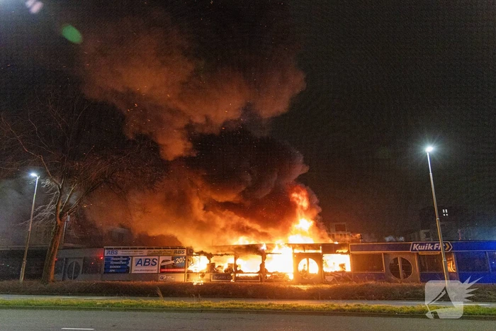 Zeer grote brand in Haarlemse winkel