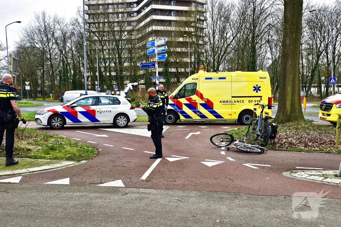 Fietser zwaargewond bij botsing met fietser