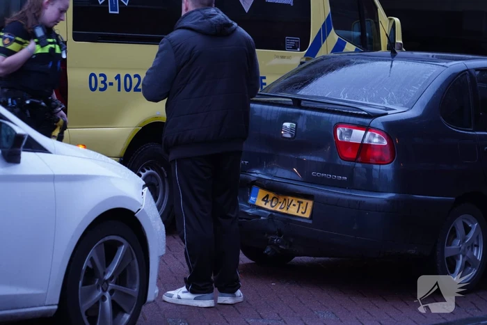 Auto's beschadigd bij kop-staartbotsing