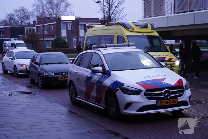 Auto's beschadigd bij kop-staartbotsing