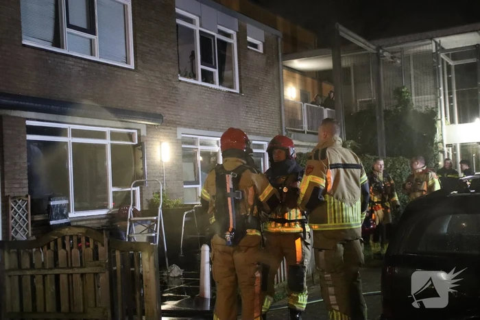 Flinke rookontwikkeling bij brand in woning