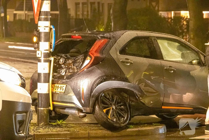 Achterwiel breekt bij verkeersongeval
