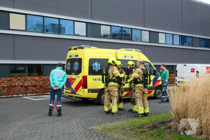 Veel hulpdiensten naar lekkage Universiteit Leiden