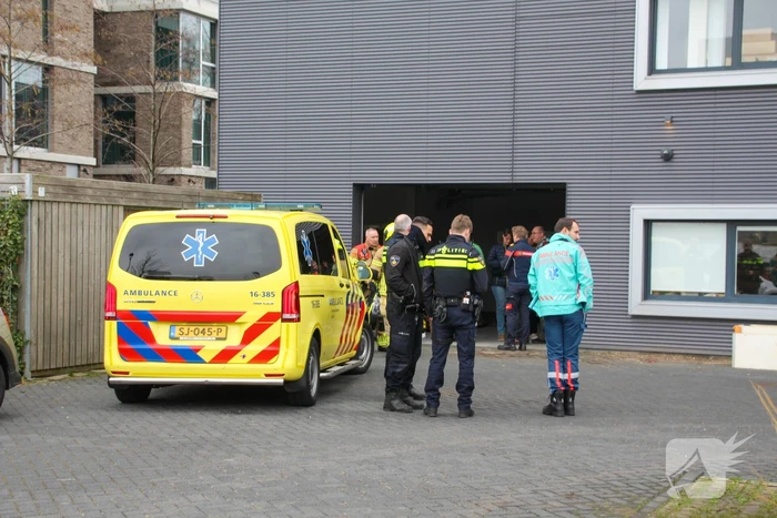 Veel hulpdiensten naar lekkage Universiteit Leiden