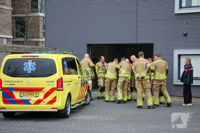 Veel hulpdiensten naar lekkage Universiteit Leiden