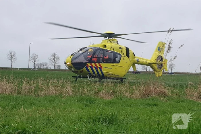 Traumahelikopter landt voor noodsituatie