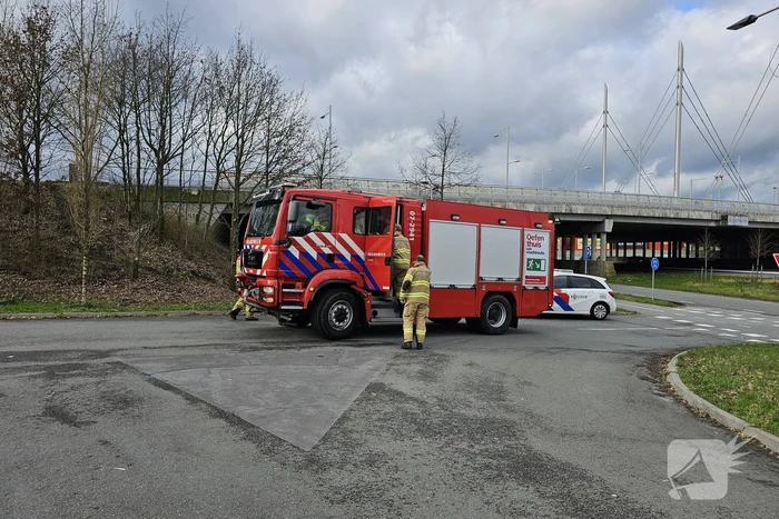 Schade na botsing tussen personenauto's