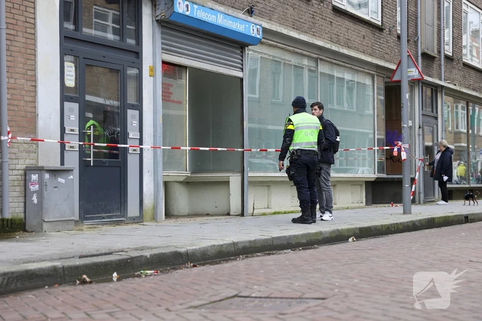 Onderzoek naar aantreffen onbekende stof in leegstaande winkel