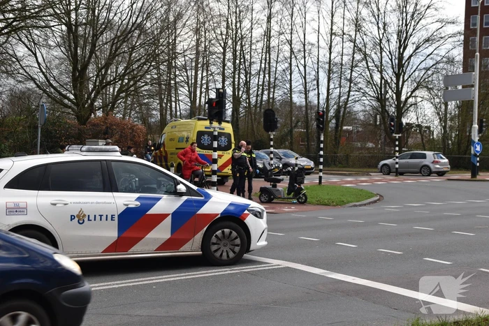 Persoon gewond na val met scootmobiel