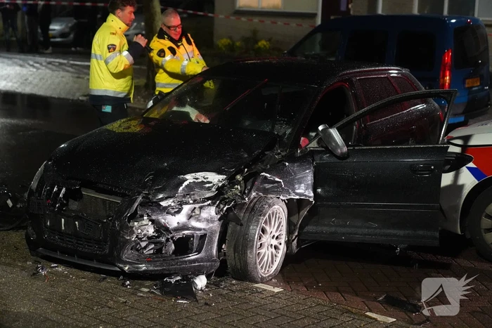 Achtervolging eindigd in flinke crash